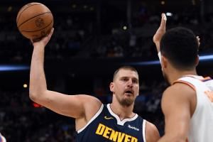 什么叫统治力!约基奇三节21分12板10助 开季连续4场三双历史第一